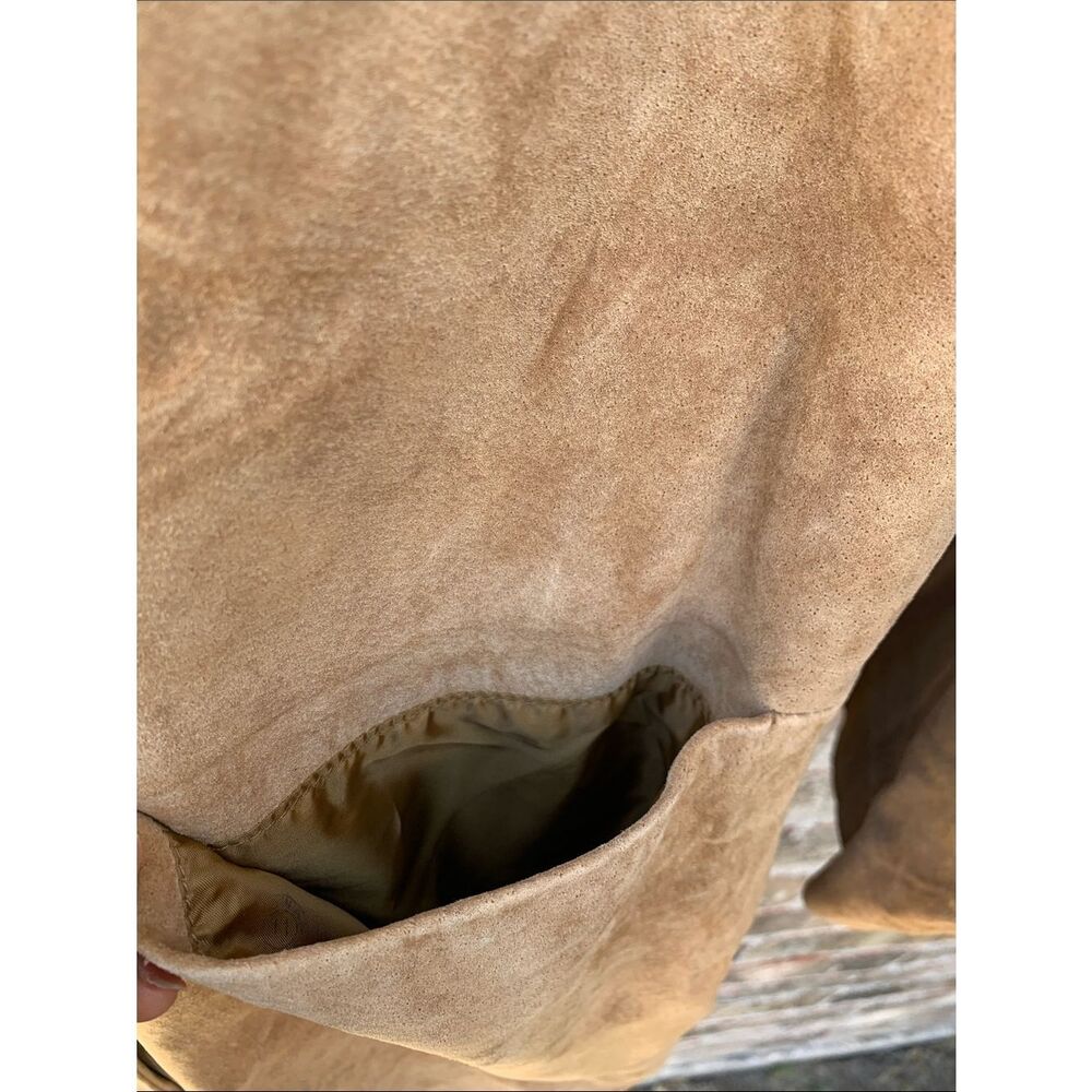 Take 50% OFF- Bernardo Genuine Leather Suede Trench Coat in Tan, Size-L - Picture 9 of 14